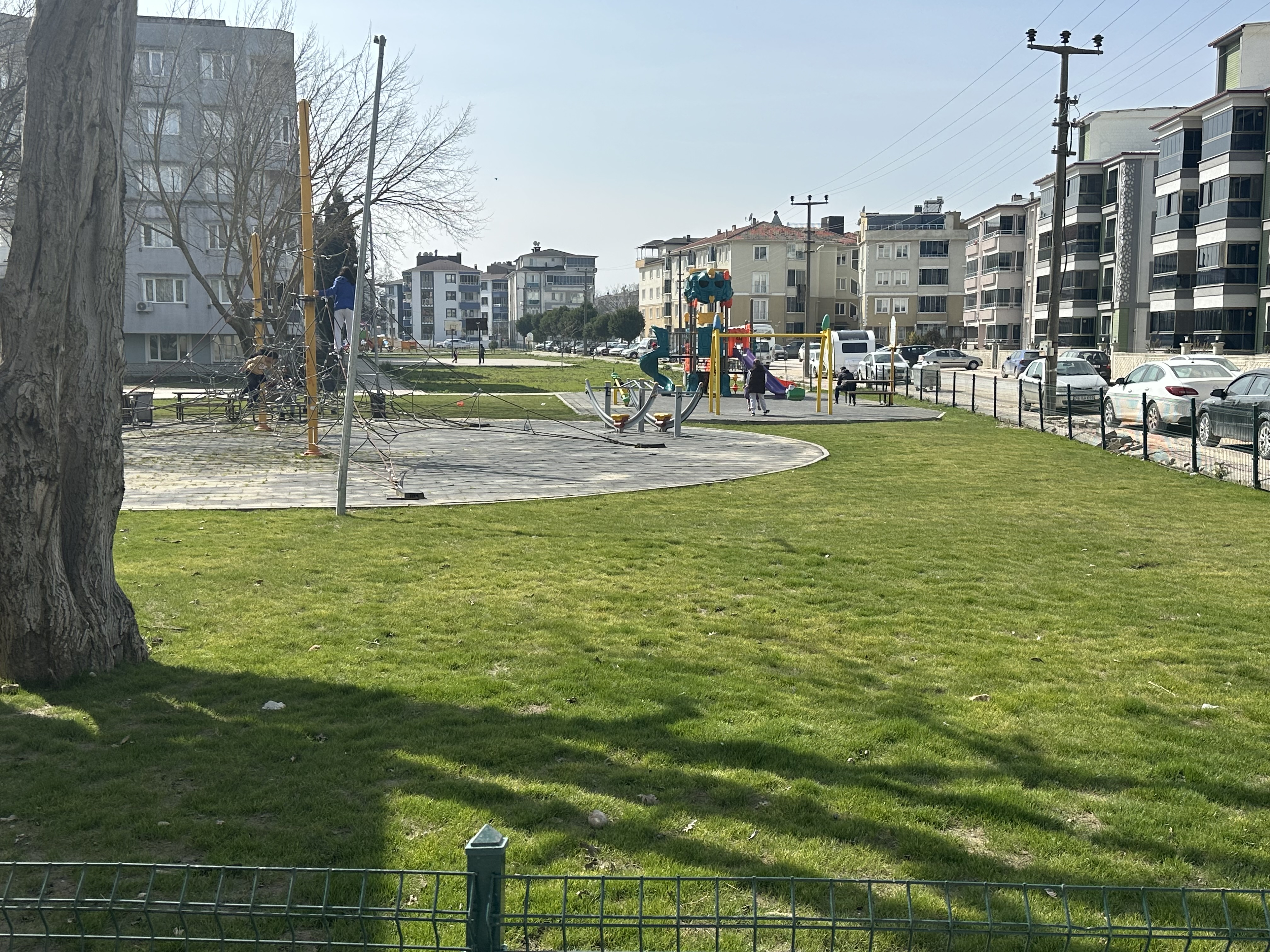 BARIŞ MAHALLEMİZDE ÜST YAPI VE ONARIM İŞLERİ